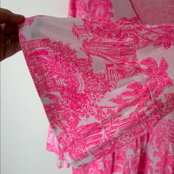 Lilly Pulitzer Dresses & Skirts - Lilly Pulitzer Pink and White V‑Neck Printed Bell‑Sleeve Dress